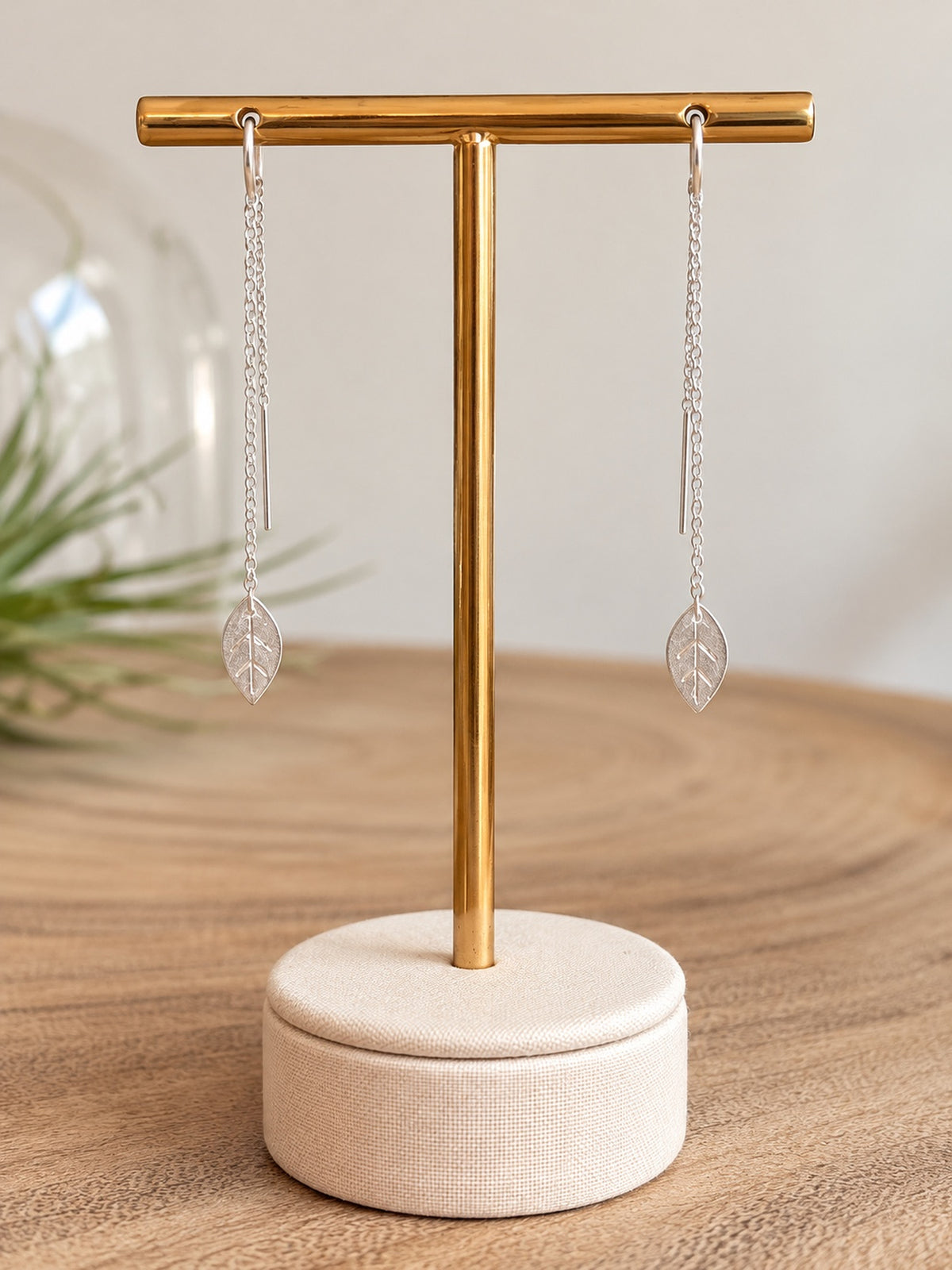 ♡ Pura Alma Signature Leaf Earrings